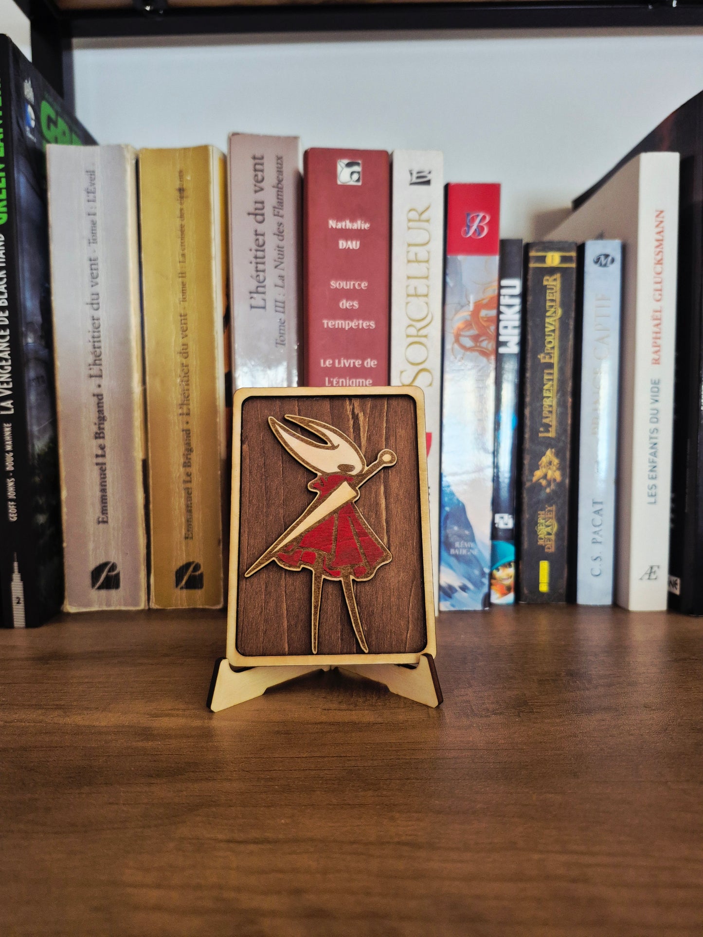 Carte en bois Hornet hollow Knight Silksong